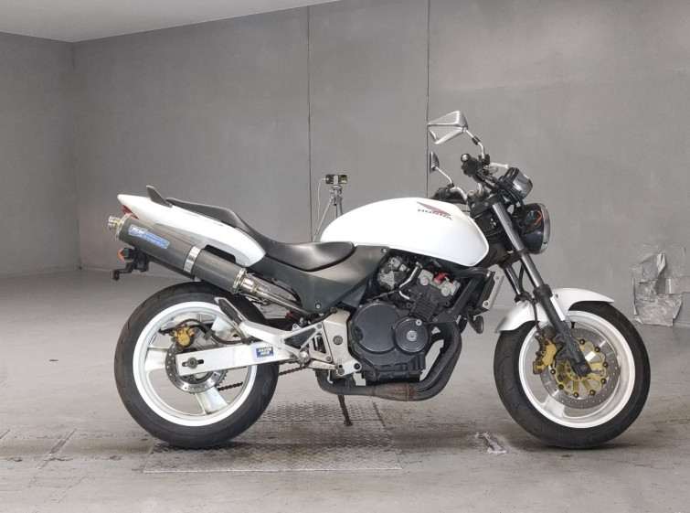 Мотоцикл Honda HORNET CB250F с пробегом 16296 km с пробегом 16296 km