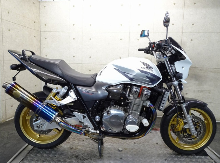 Мотоцикл Honda CB1300SF с пробегом 28408 km