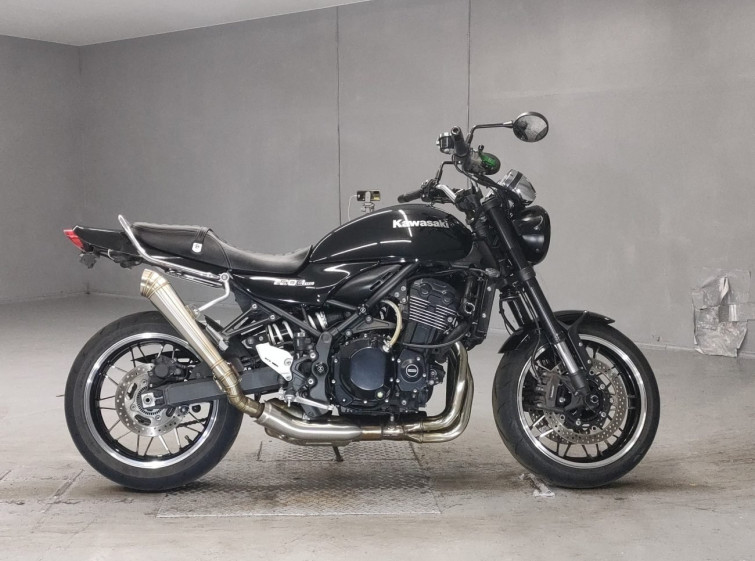 Мотоцикл Kawasaki Z900RS з пробігом 3951 km з пробігом 3951 km