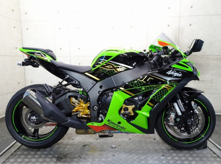Мотоцикл Kawasaki NINJA ZX-10R с пробегом 15684 km