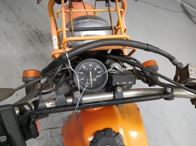 Мотоцикл Suzuki DF200E с пробегом 54387 km с пробегом 54387 km