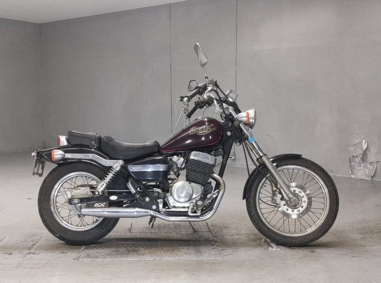 Мотоцикл Honda REBEL CMX250 з пробігом 44618 km з пробігом 44618 km