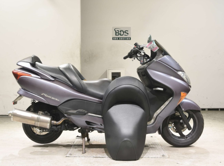Мотоцикл Honda FORZA Z