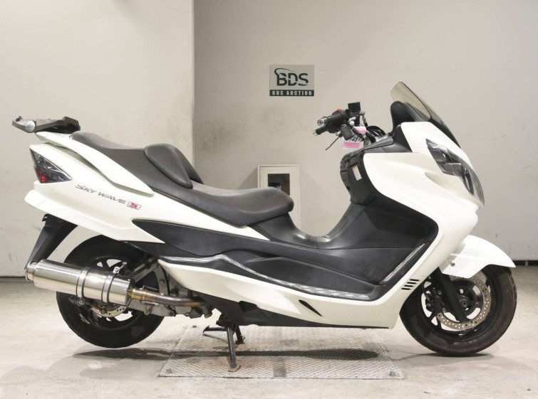 Мотоцикл Suzuki SKYWAVE 250S с пробегом 19399 km