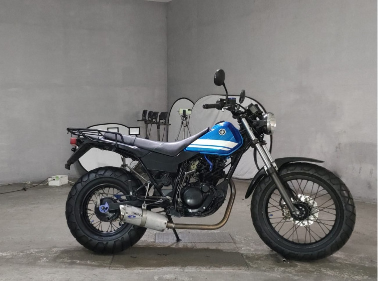Мотоцикл Yamaha TW225 с пробегом 18606 km