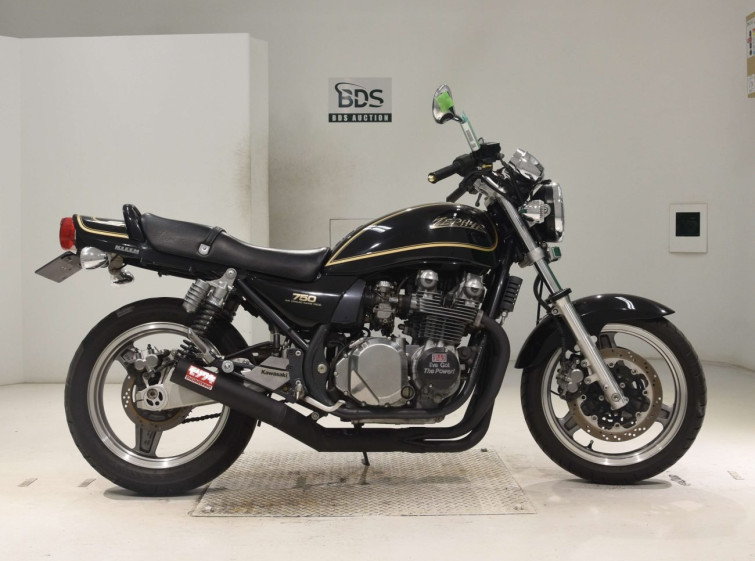 Мотоцикл Kawasaki ZEPHYR750 з пробігом 45998 km