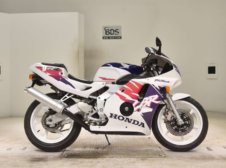 Мотоцикл Honda CBR250RR с пробегом 24129 km