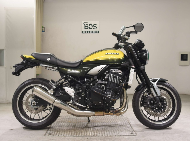 Мотоцикл Kawasaki Z900RS з пробігом 1236 km