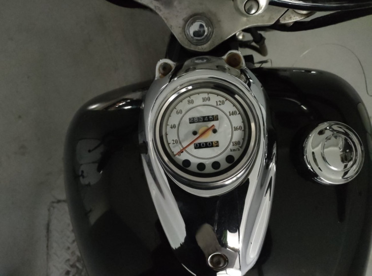 Мотоцикл Yamaha DRAGSTAR XVS400 CLASSIC с пробегом 28345 km с пробегом 28345 km