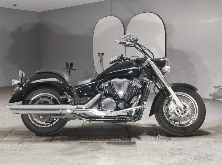 Мотоцикл Yamaha MIDNIGHTSTAR XVS1300 с пробегом 9830 km