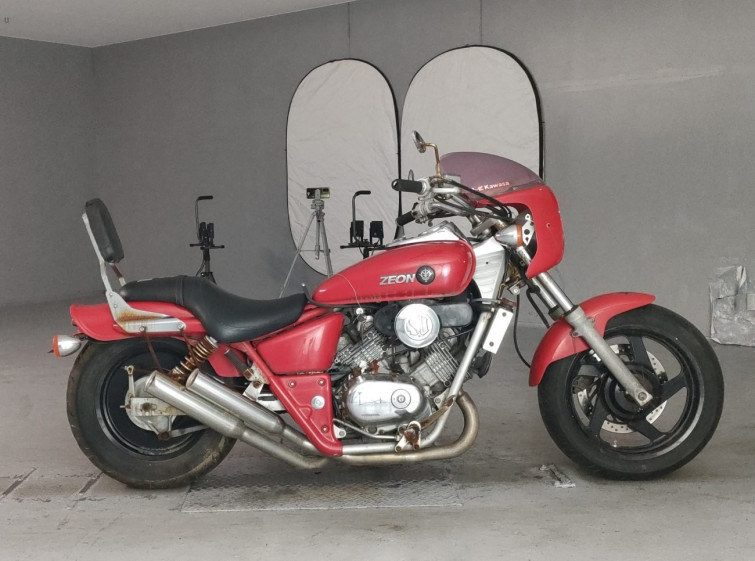 Мотоцикл Honda MAGNA250 с пробегом 21691 km с пробегом 21691 km