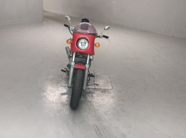 Мотоцикл Honda MAGNA250 с пробегом 21691 km с пробегом 21691 km