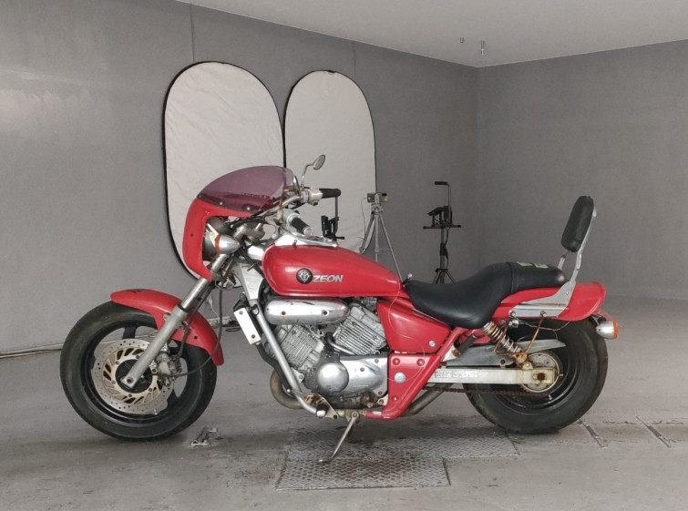 Мотоцикл Honda MAGNA250 с пробегом 21691 km с пробегом 21691 km