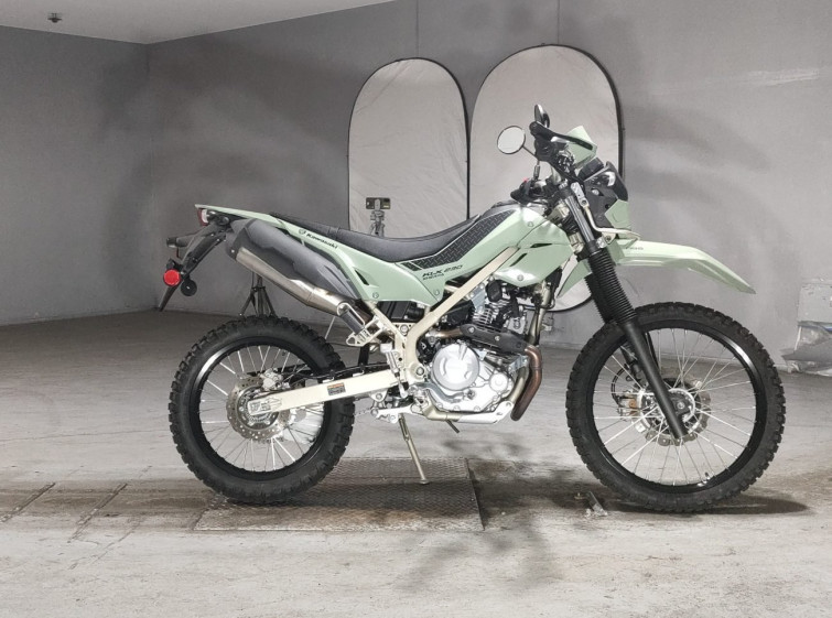 Мотоцикл Kawasaki KLX150L с пробегом 453 km