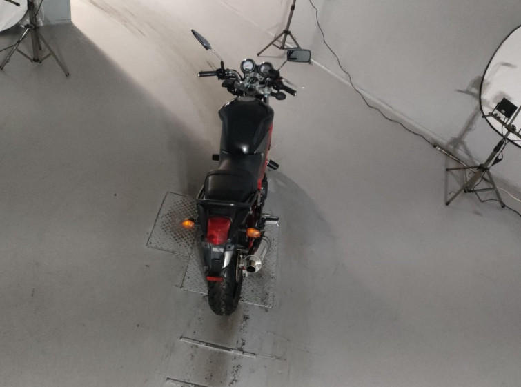 Мотоцикл Honda VTR250 с пробегом 7767 km с пробегом 7767 km