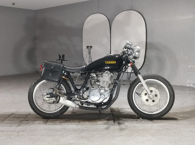 Мотоцикл Yamaha SR400 з пробігом 15349 km