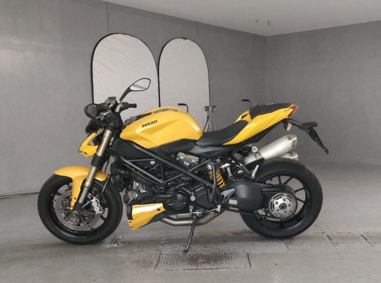 Мотоцикл Ducati STREETFIGHTER 848 с пробегом 46778 km с пробегом 46778 km