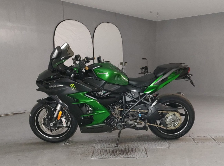 Мотоцикл Kawasaki NINJA H2 SX с пробегом 25385 km с пробегом 25385 km