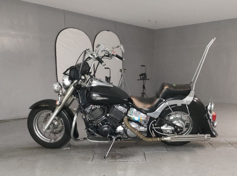 Мотоцикл Yamaha DRAGSTAR XVS400 CLASSIC