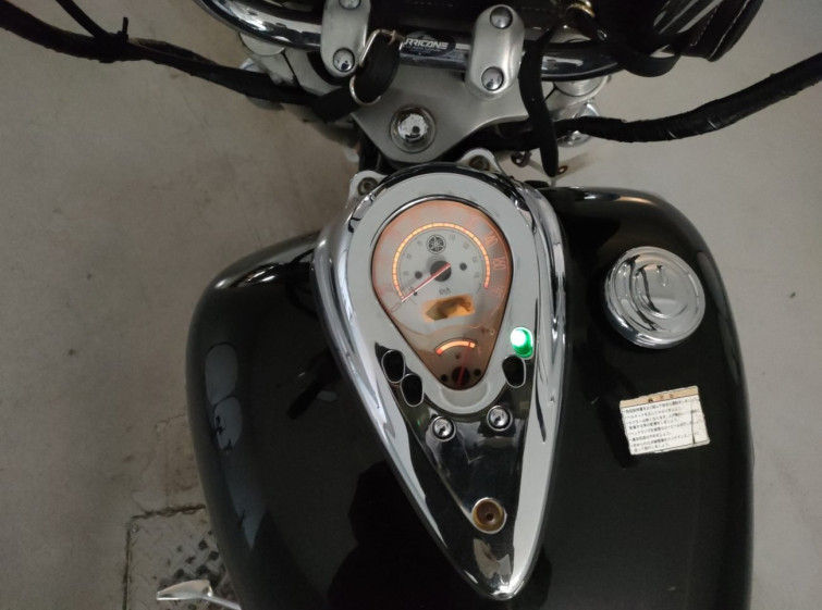 Мотоцикл Yamaha DRAGSTAR XVS400 CLASSIC