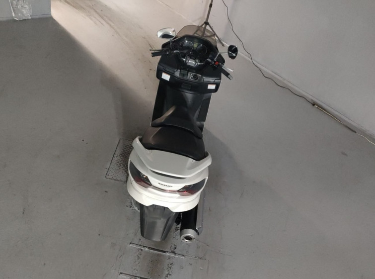 Мотоцикл Suzuki SKYWAVE 250S с пробегом 27532 km с пробегом 27532 km