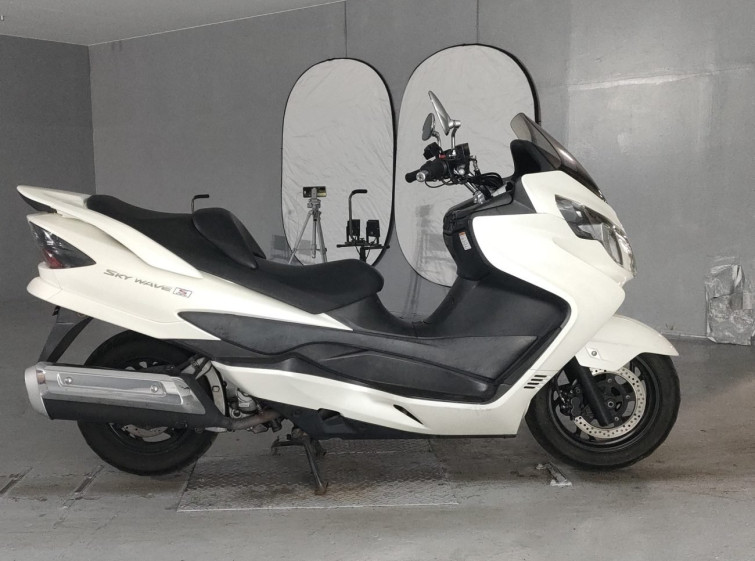 Мотоцикл Suzuki SKYWAVE 250S с пробегом 27532 km с пробегом 27532 km
