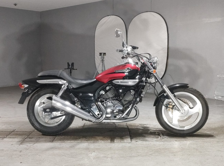 Мотоцикл Kawasaki ELIMINATOR 250V з пробігом 56802 km