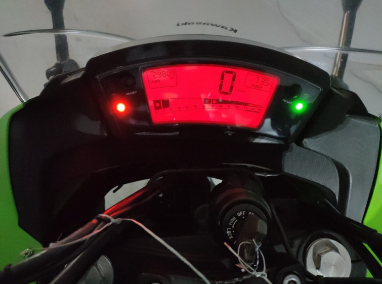 Мотоцикл Kawasaki NINJA400R с пробегом 29809 km с пробегом 29809 km