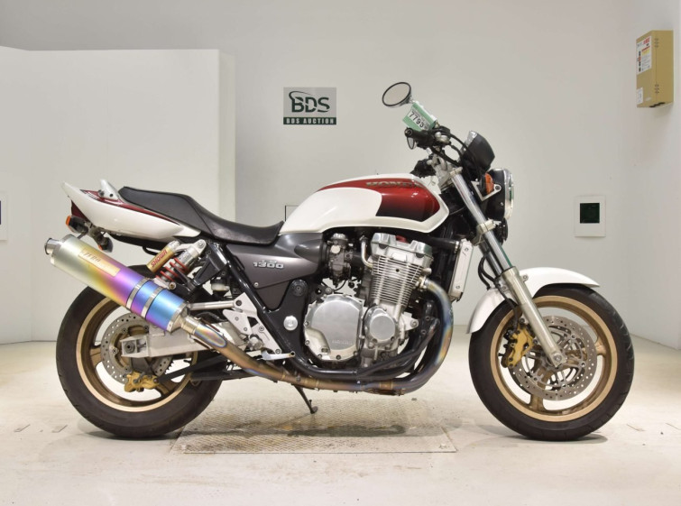 Мотоцикл Honda CB1300SF с пробегом 29804 km