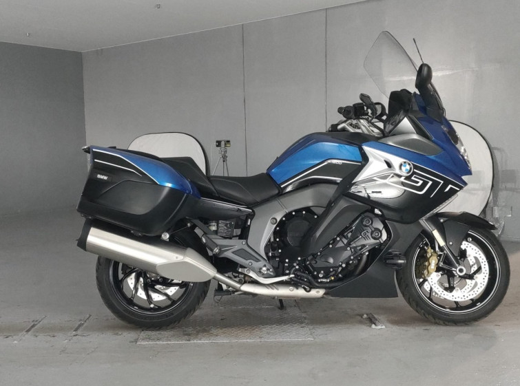 Мотоцикл BMW K1600GT с пробегом 37967 km с пробегом 37967 km