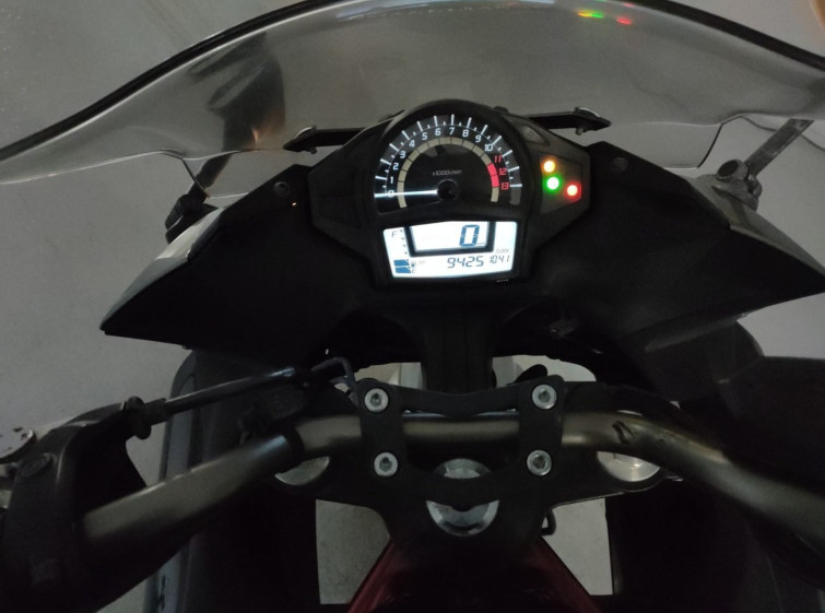 Мотоцикл Kawasaki NINJA400 с пробегом 9425 km с пробегом 9425 km