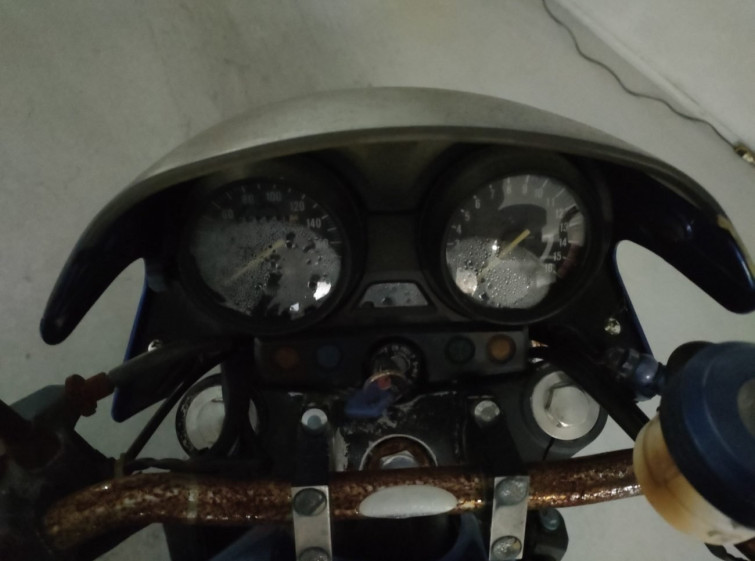 Мотоцикл Kawasaki ZRX400 с пробегом 33441 km с пробегом 33441 km