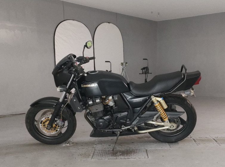 Мотоцикл Kawasaki ZRX400 с пробегом 42556 km с пробегом 42556 km