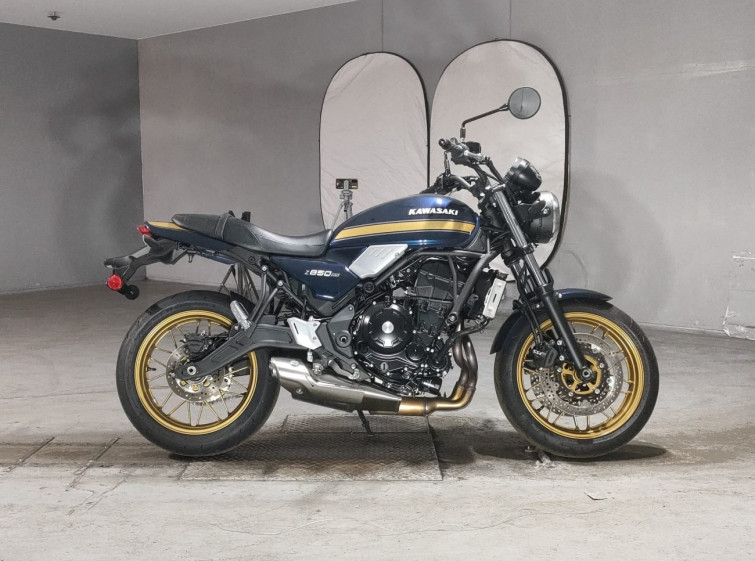 Мотоцикл Kawasaki Z650RS з пробігом 297 km