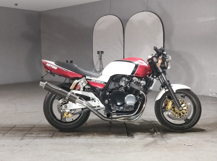 Мотоцикл Honda CB400SFV з пробігом 67094 km