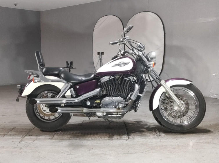 Мотоцикл Honda SHADOW1100 з пробігом 23619 km