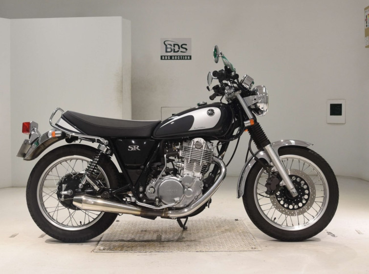 Мотоцикл Yamaha SR400 з пробігом 7200 km