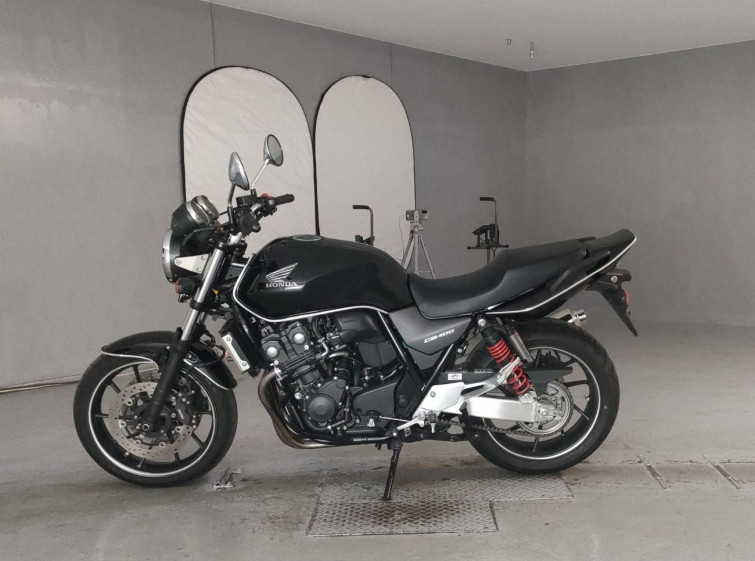 Мотоцикл Honda CB400SFV с пробегом 5577 km с пробегом 5577 km