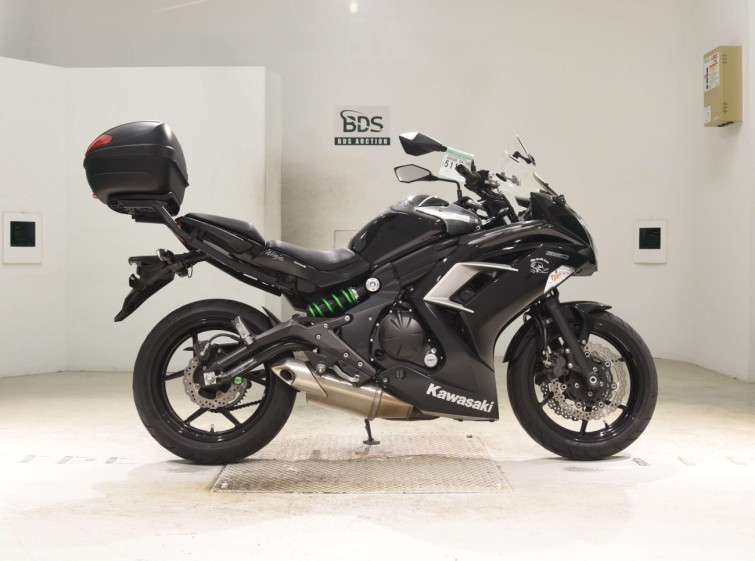 Мотоцикл Kawasaki ER-6N с пробегом 23197 km
