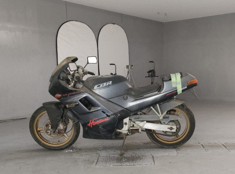 Мотоцикл Honda CBR250R з пробігом 18097 km з пробігом 18097 km