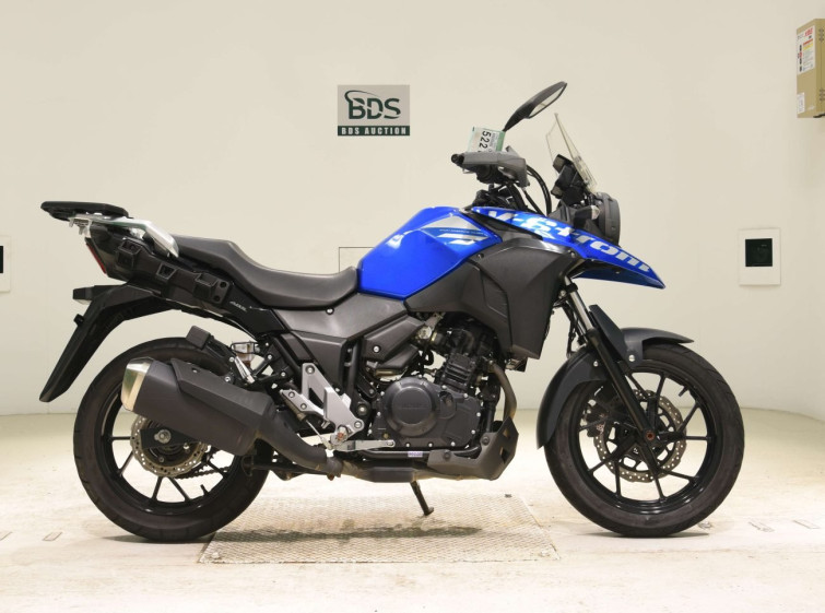 Мотоцикл Suzuki GSR250 з пробігом 27400 km