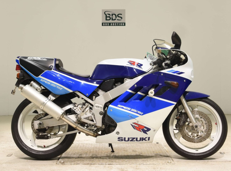 Мотоцикл Suzuki GSX-R400 з пробігом 12147 km