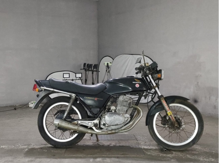 Мотоцикл Honda CB250RS с пробегом 24015 km
