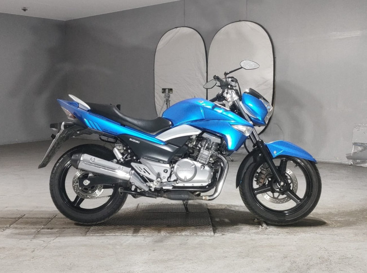 Мотоцикл Suzuki GSR250 з пробігом 19189 km