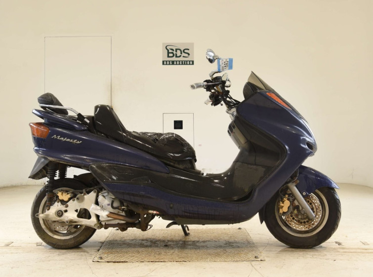 Мотоцикл Yamaha MAJESTY 250