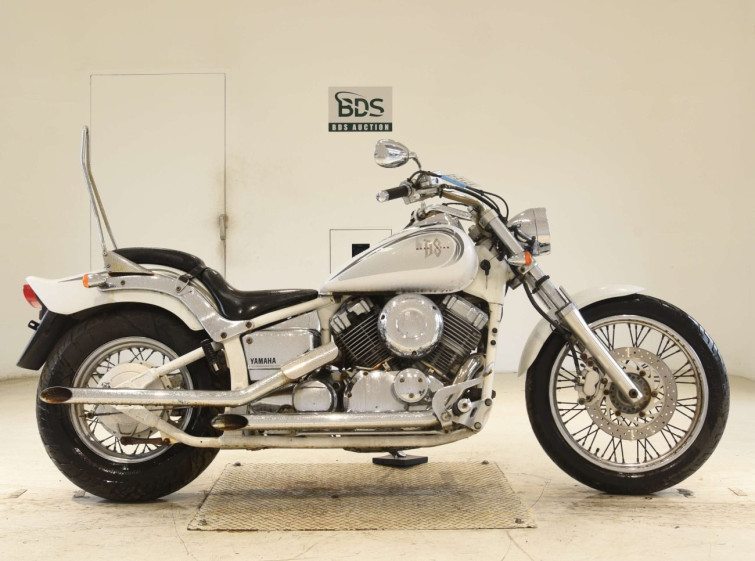 Мотоцикл Yamaha DRAGSTAR XVS400