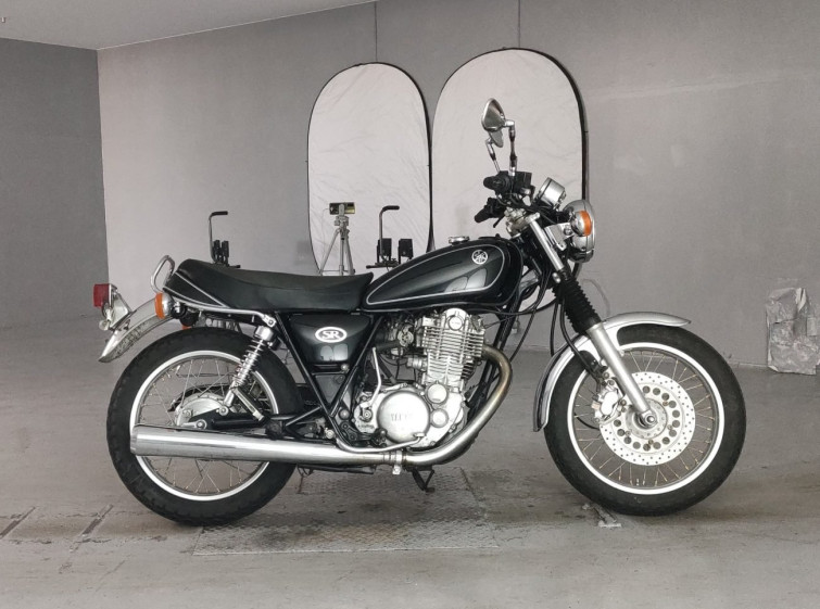 Мотоцикл Yamaha SR400 з пробігом 38470 km з пробігом 38470 km