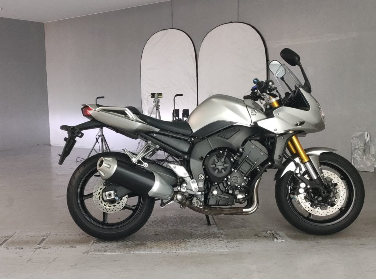 Мотоцикл Yamaha FZ1 FAZER з пробігом 18695 km з пробігом 18695 km