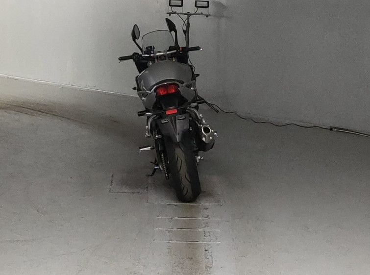 Мотоцикл Yamaha FZ1 FAZER з пробігом 18695 km з пробігом 18695 km