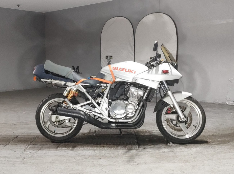 Мотоцикл Suzuki GSX250S KATANA